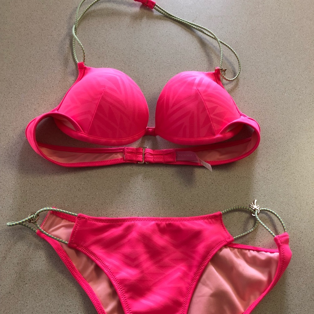 Bathing suit